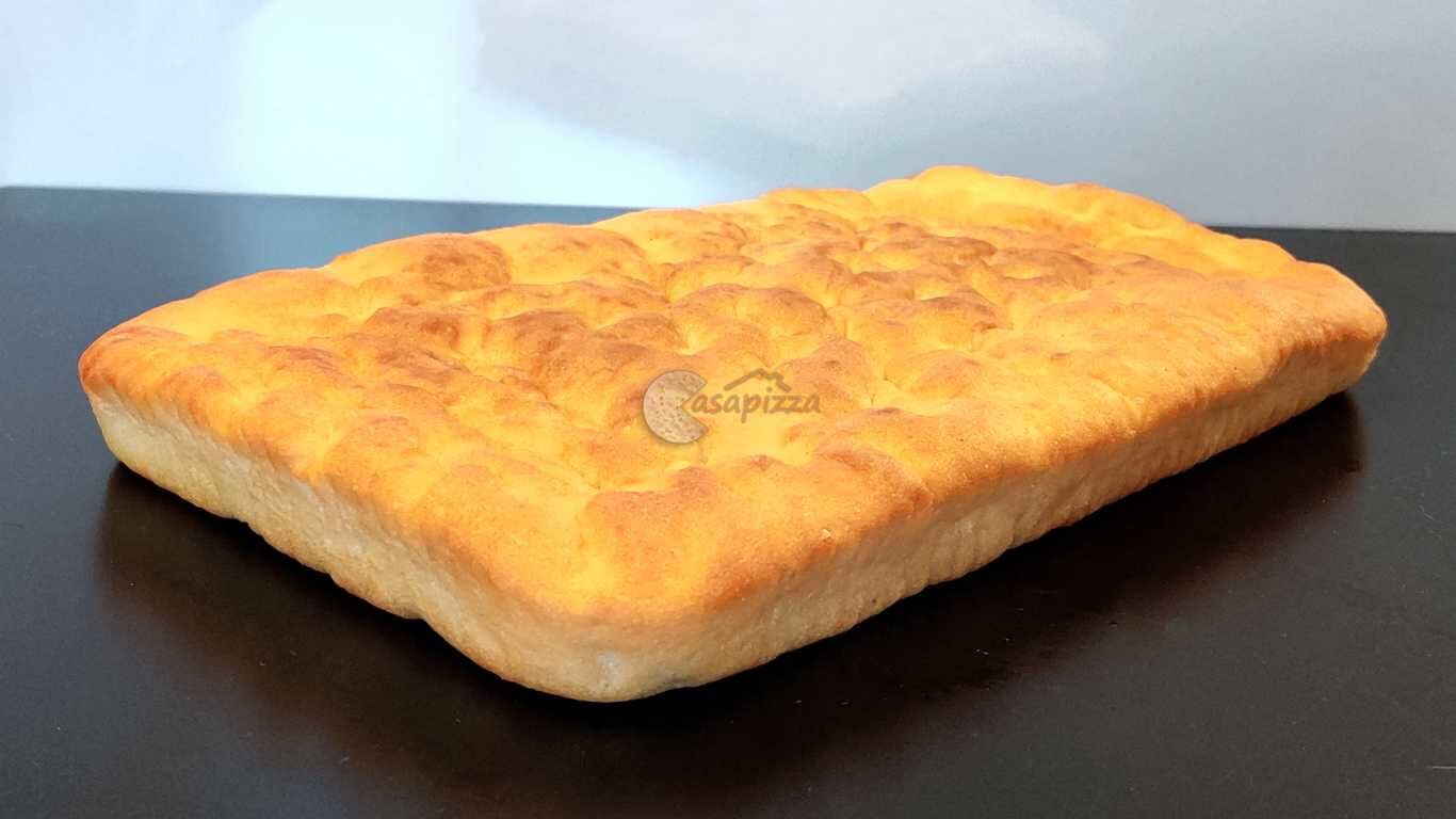 Focaccia su lastra