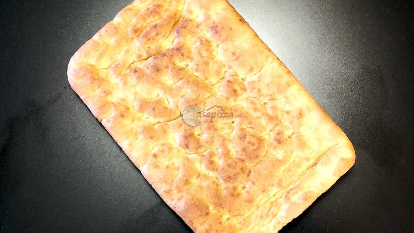 Focaccia su lastra